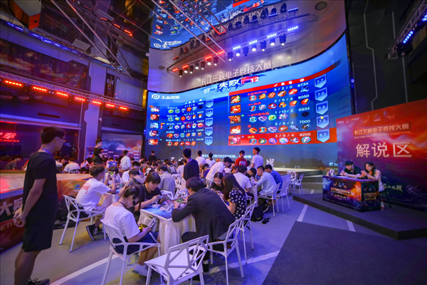 LPL今日首发：LPL大型连续剧之Karsa去哪里？